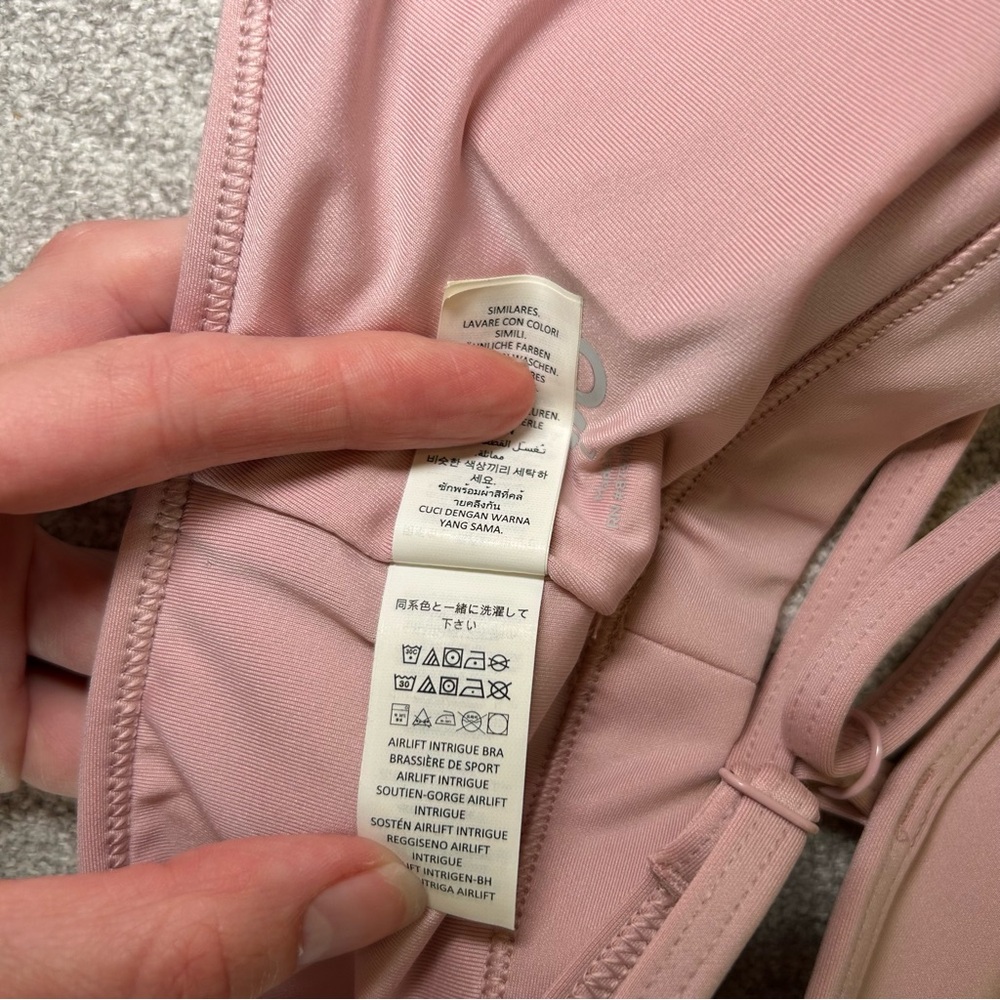 Alo Yoga Airlift Intrigue Bra Light Pink Size Large - Picture 6 of 7